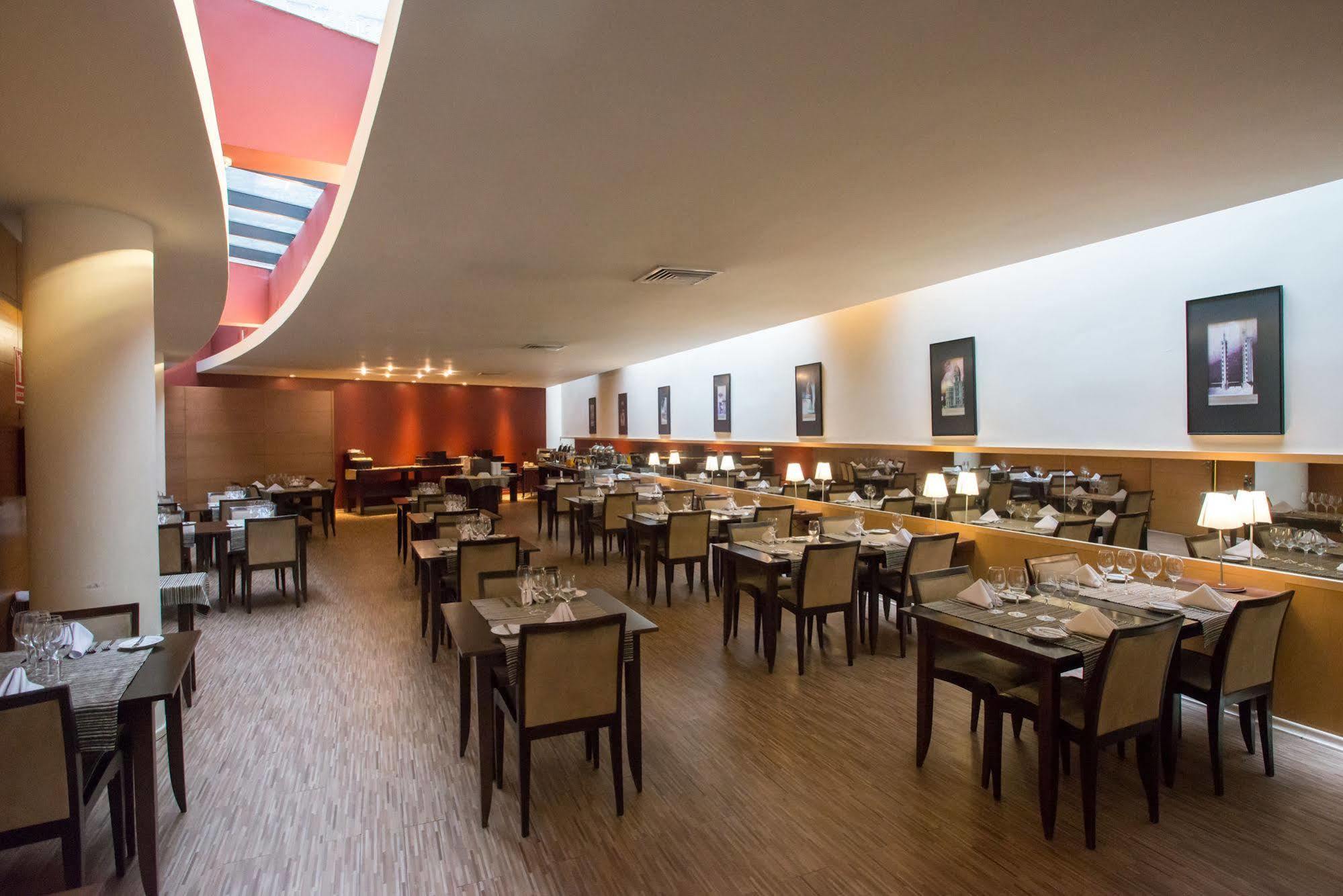 Tryp Montevideo Hotel Exteriér fotografie